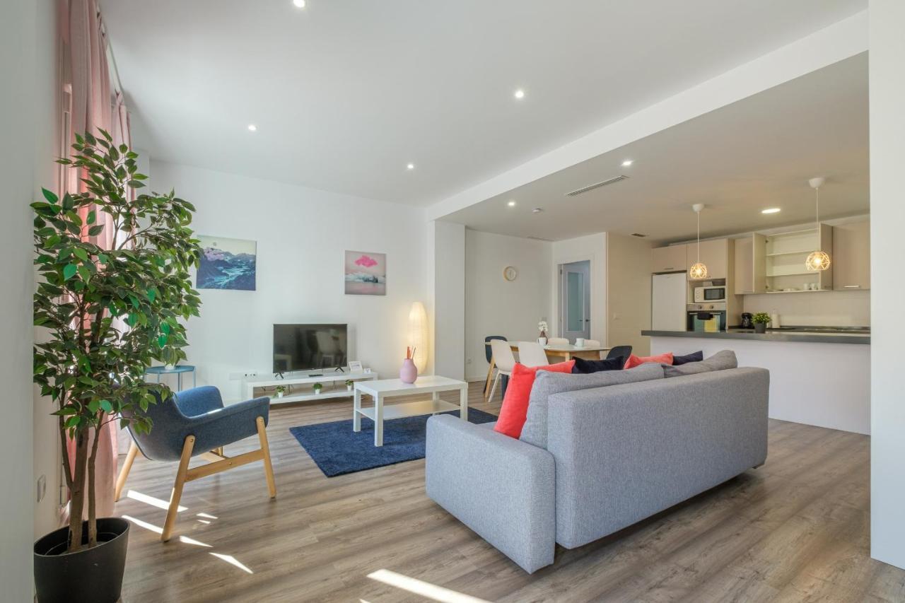 Modern, Stylish & Comfortable Apartment Валенсия Экстерьер фото