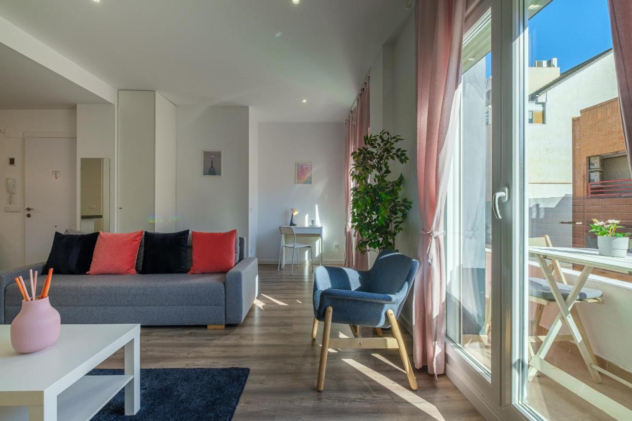 Modern, Stylish & Comfortable Apartment Валенсия Экстерьер фото